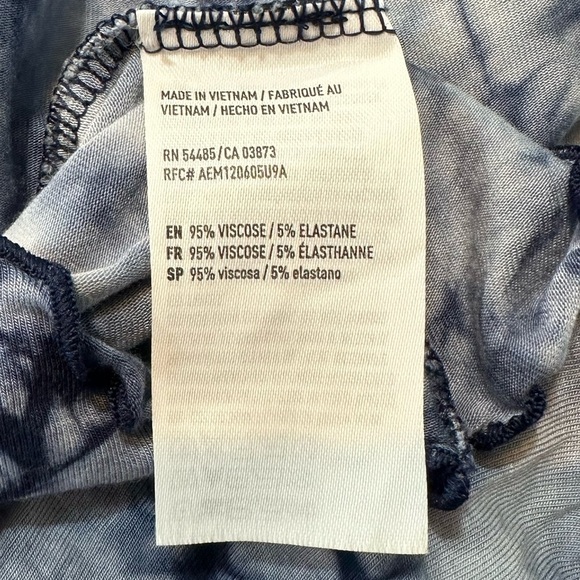 American Eagle Cold Shoulder Top Size Large - Picture 6 of 7